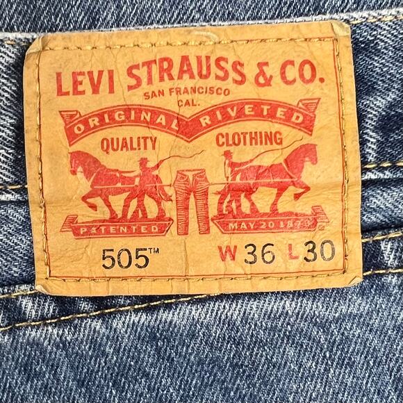 Levi’s 505 men’s 36x30 medium wash 
Excellent Condition! - Picture 7 of 7